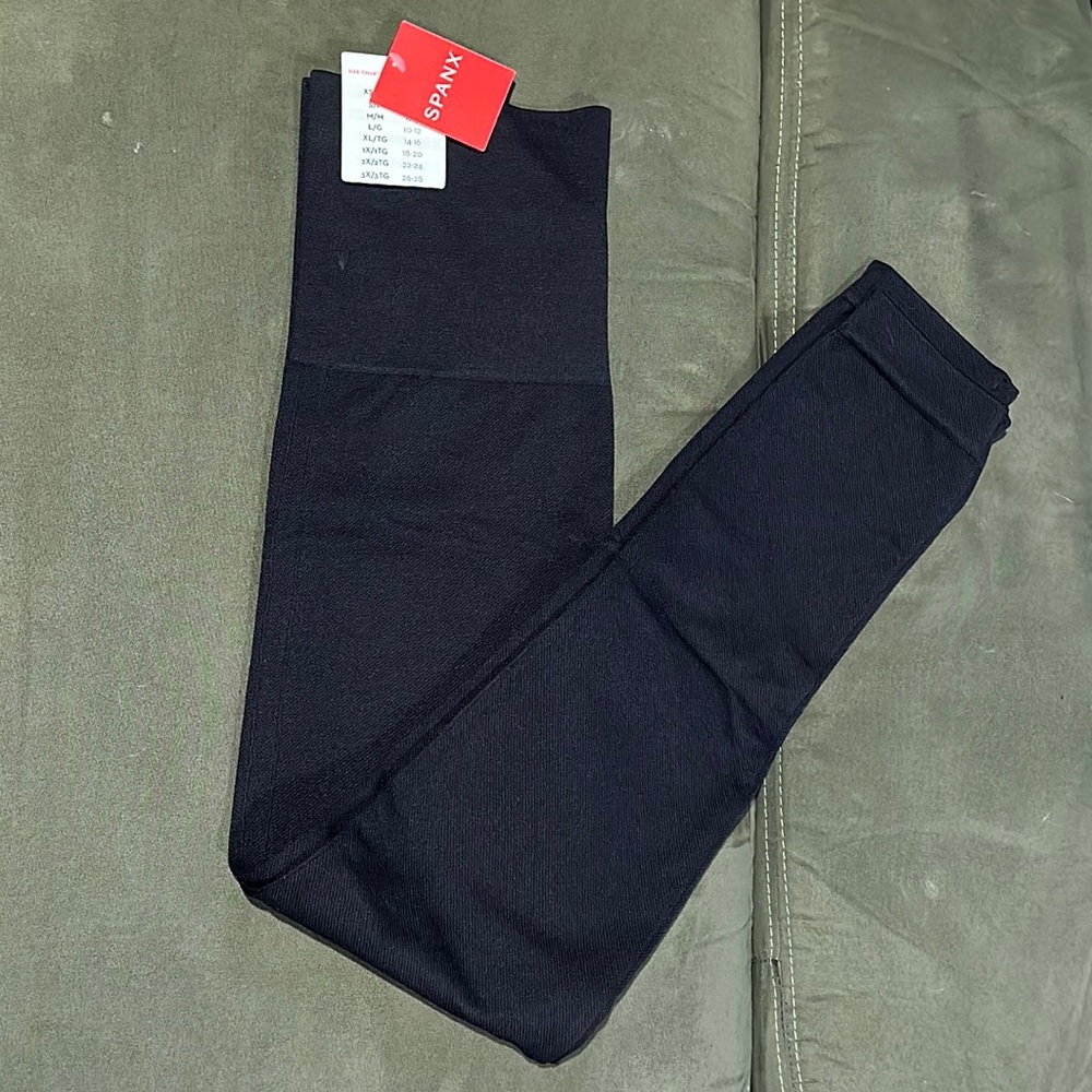 SPANX Look at me Now Leggings (seamless)